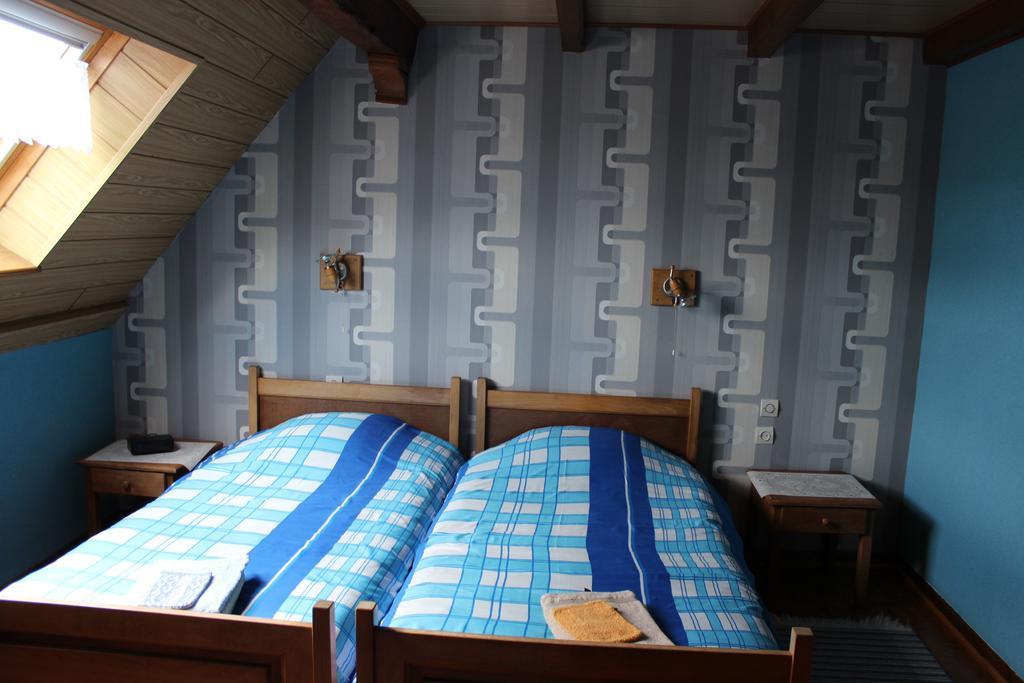 Chambres D'Hotes Au Vieux Moulin Entre Sarreguemine Et Bitche Rahling Kamer foto